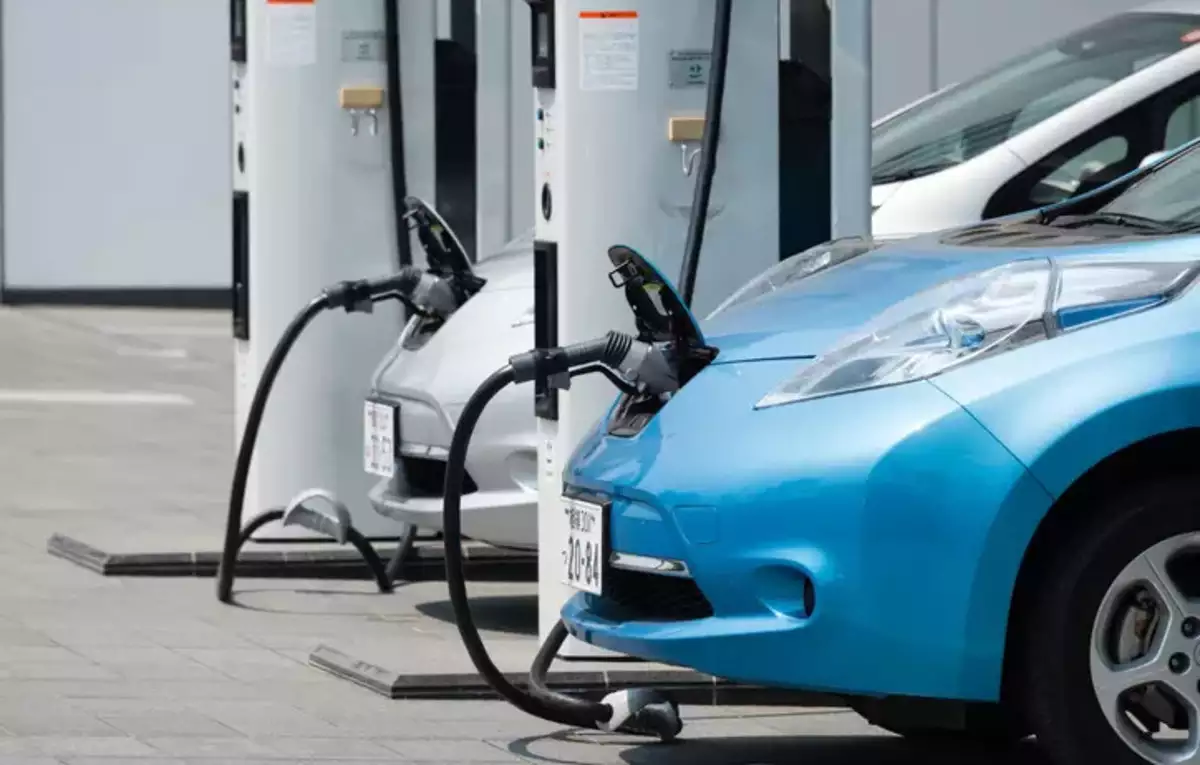 Sustainable Fuels: Beyond Gasoline and Electricity